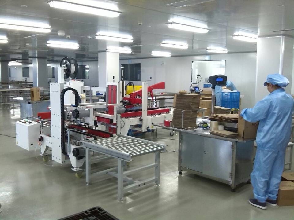 蘇州士齊封箱機(jī)流水線